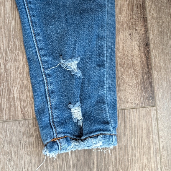 Classic Blue Women's Jeans - Picture 2 of 10
